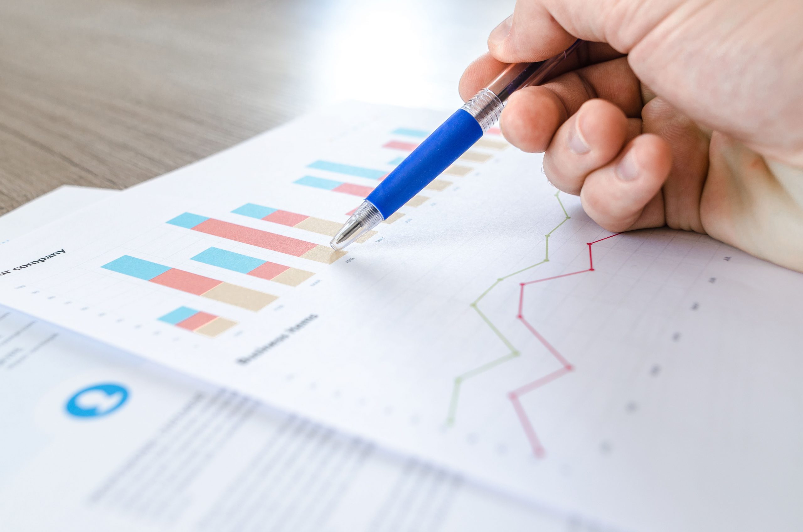 Analyse SEO et optimisation de site web avec outils d’intelligence artificielle